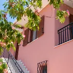Villa Apelati