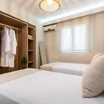 Fratelli Villa, With Heated Pool & Spa Whirlpool, By Thinkvilla