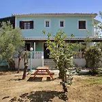 Areti Orfeas Apartment 3
