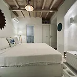 Helios Max Villa