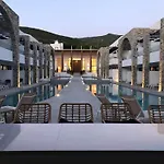 Cavo Di Suites