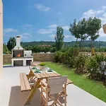 Villa Alcova By Villa Plus
