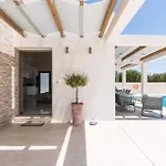 Villa Levanta By Villa Plus