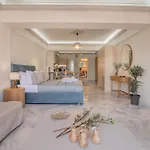 Exanimo Luxury Apartments