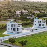 Zenith White Elegant Villa 2