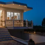 Villa G&K, An Enchanting Secluded Retreat