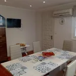 Menegis Apartment