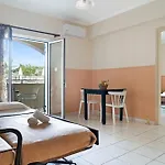 Sandy Maria Apartment 102