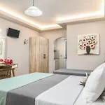 Rania'S Deluxe Studios