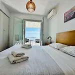 Seaview & Jacuzzi Summer Residence