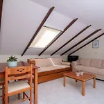 Sunbliss Studios & Apartments