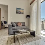Nitsa'S Corner