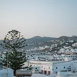 Aniko Suites White Alley