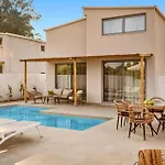 Villa Romas 1 By Villa Plus
