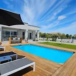 Oreal Luxury Villa