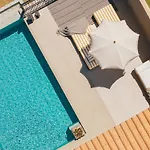 Sewelo Suites