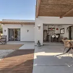 Natura Oliva House