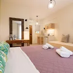 Lemonia Accommodations