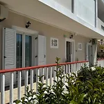 J & N Studios