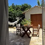 Sunny Garden Apartment