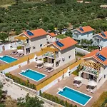 Villa Riza Sea By Villa Plus