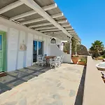 Kipos Villas & Suites