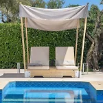 Dareia Suites