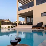 Diamond Villa With Swimming Pool