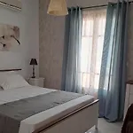 Loggos Summer House