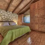 Woodstone Cottage