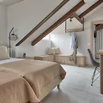 Sofia - Yiota Studios & Apartments