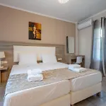 Planos Beach Hotel