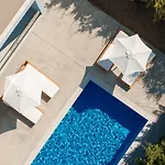 Elia Luxury Villa