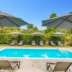 White Collection Villas & Suites - Pnoe Villa
