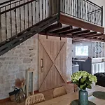 Villa Leia, Luxury Villa For 6 People With Pool