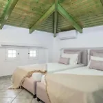 Villa Spiros II Apartments & Studios