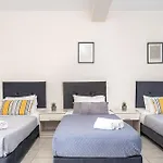 Blue Palm Hotel