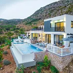 Villa Paganos