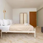 Tumeremos Holiday Apartment For 8 People, Private Bbq Area