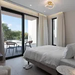 Kymothoe Elite Villas