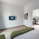 Karavaki Apartments