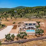 Villa Kalomiras By Villa Plus