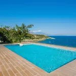 Villa Dejavu Thalassa By Villa Plus