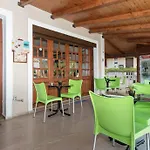 Anadiomeni Pool & Beach Apartments By 