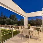 Calypso Villas & Apartments