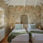 Gagouinos Cottage