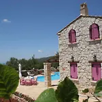 Villa Adnos