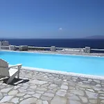 Michaelangelo Villa