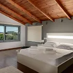 Villa Matti With Private Pool