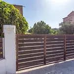 Sunny Sofi Studios